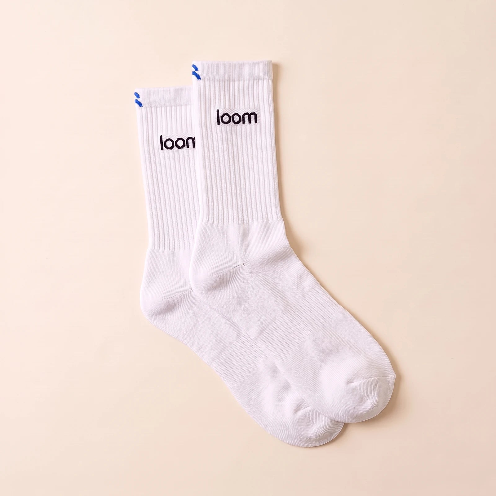 Witte hoge sok uit het pack, kleurlabel Kobaltblauw
